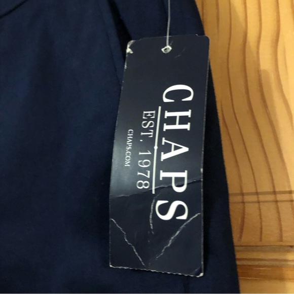 NWT Women’s Chaps bermuda dress shorts - Picture 6 of 9